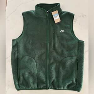 Nike Sportswear Club Winterized Fleece Vest Mens Size Medium